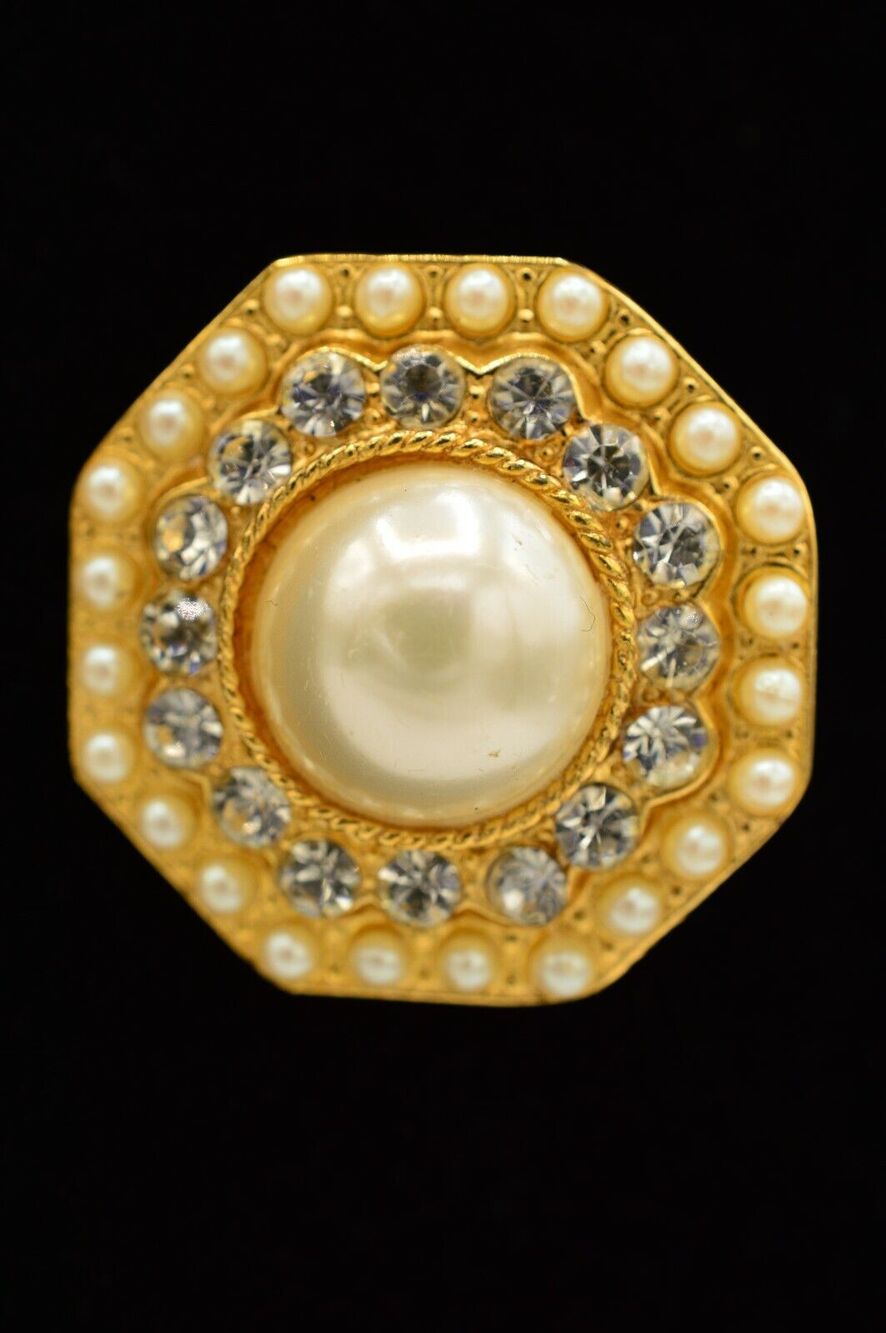 Vintage Hexagon Crystal Pearl Pin Brooch White Rhinestone Gold Tone NOS 1980s 9B
